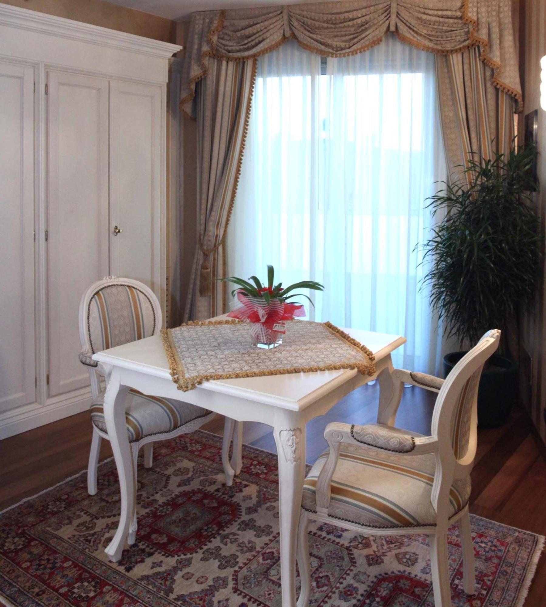 Hotel Calissano Άλμπα Εξωτερικό φωτογραφία