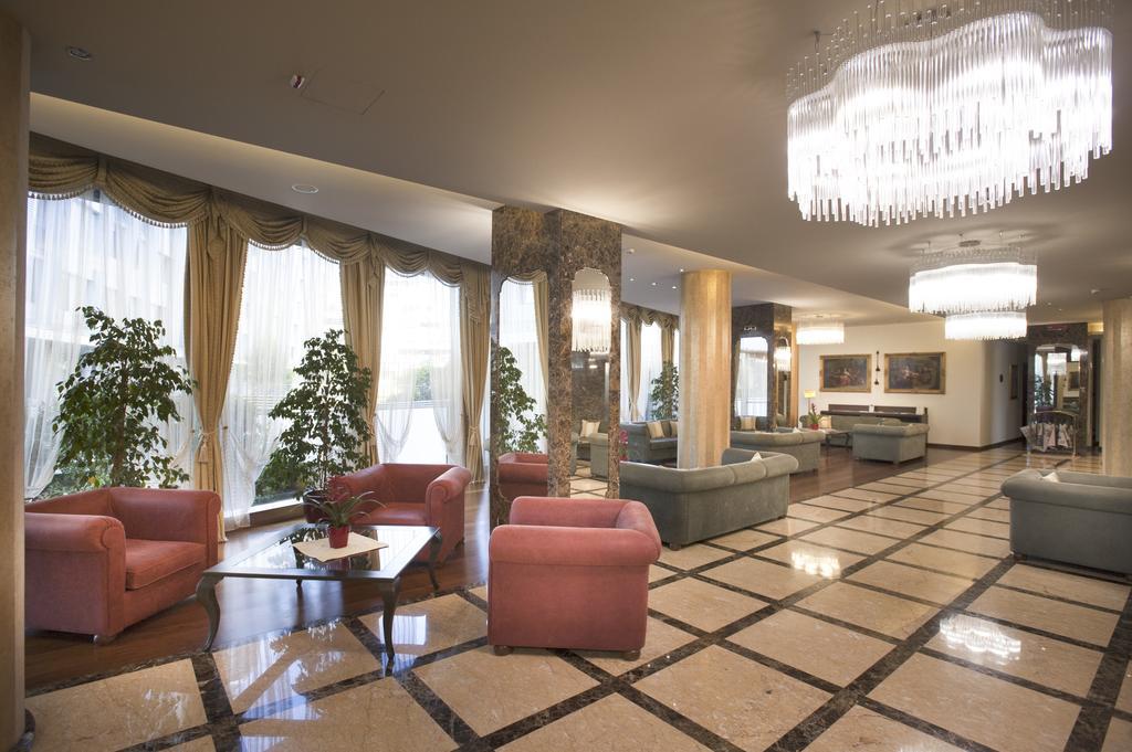 Hotel Calissano Άλμπα Εξωτερικό φωτογραφία
