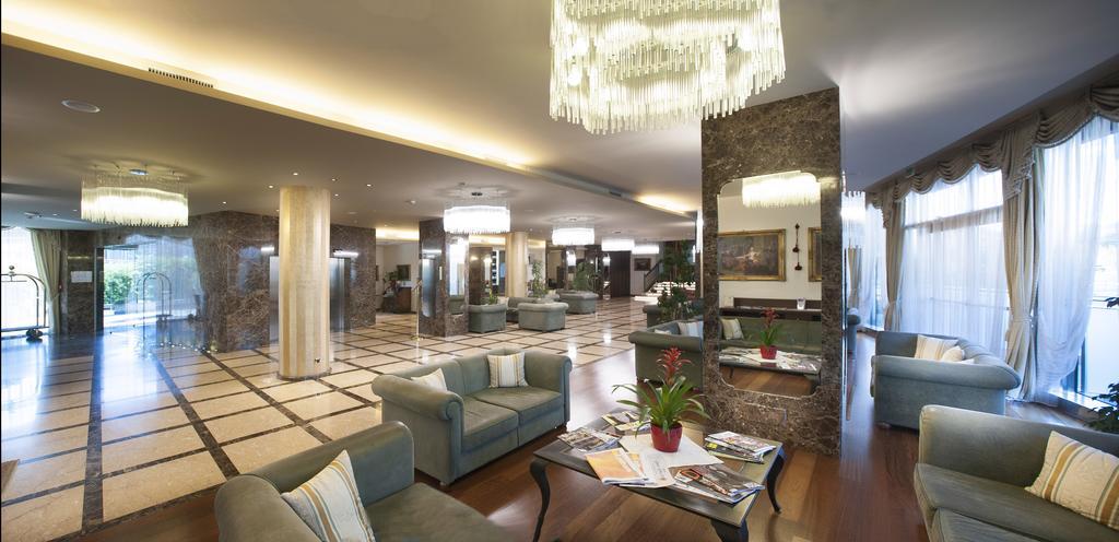 Hotel Calissano Άλμπα Εξωτερικό φωτογραφία