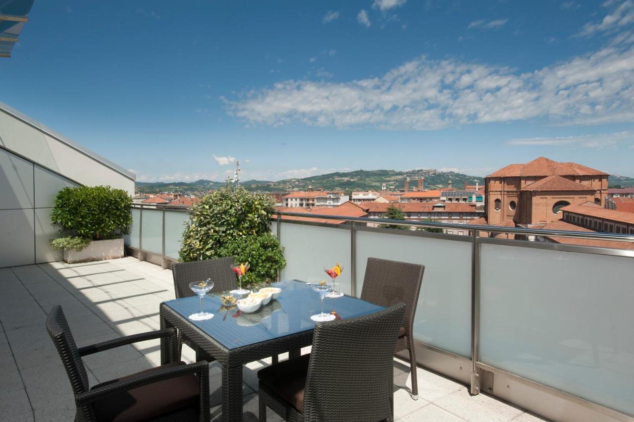 Hotel Calissano Άλμπα Εξωτερικό φωτογραφία