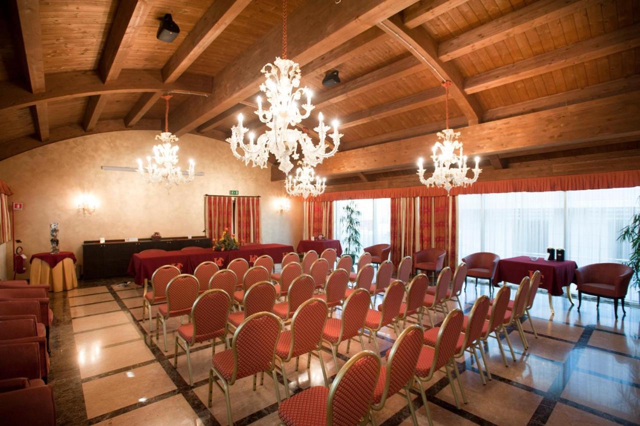 Hotel Calissano Άλμπα Εξωτερικό φωτογραφία
